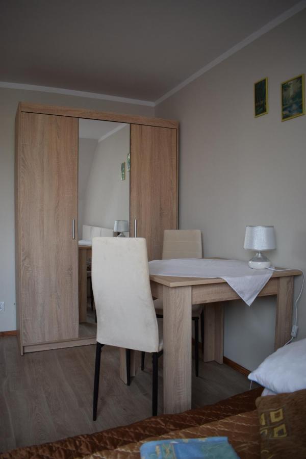 Pokoje U Emilii Apartment Katy Rybackie Bagian luar foto