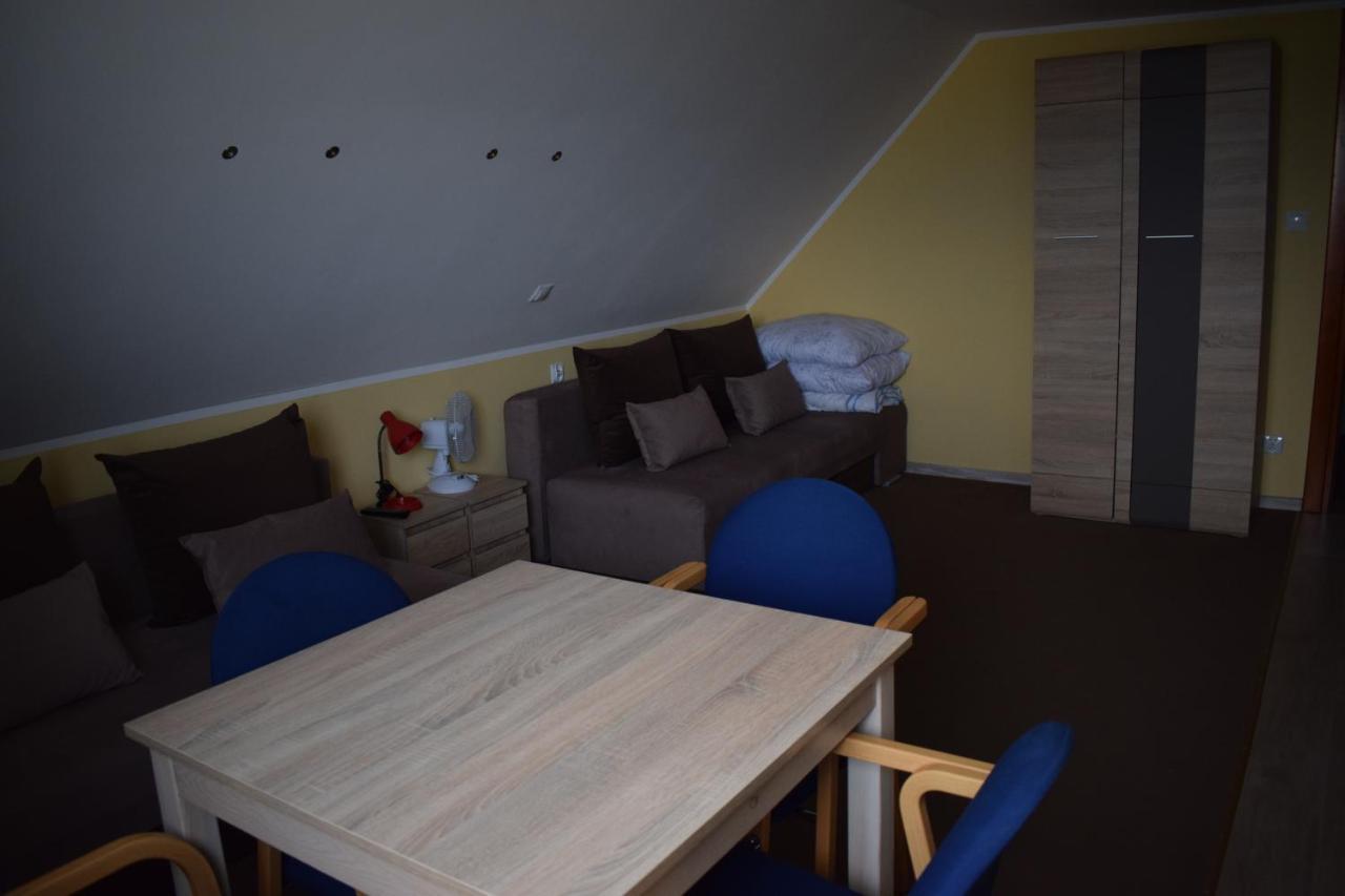 Pokoje U Emilii Apartment Katy Rybackie Bagian luar foto